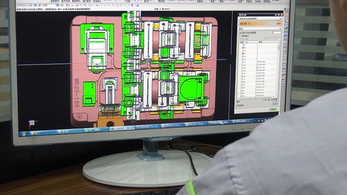 注塑模具廠里鉗工自學設計難嗎？軟件設計與制作路徑解析